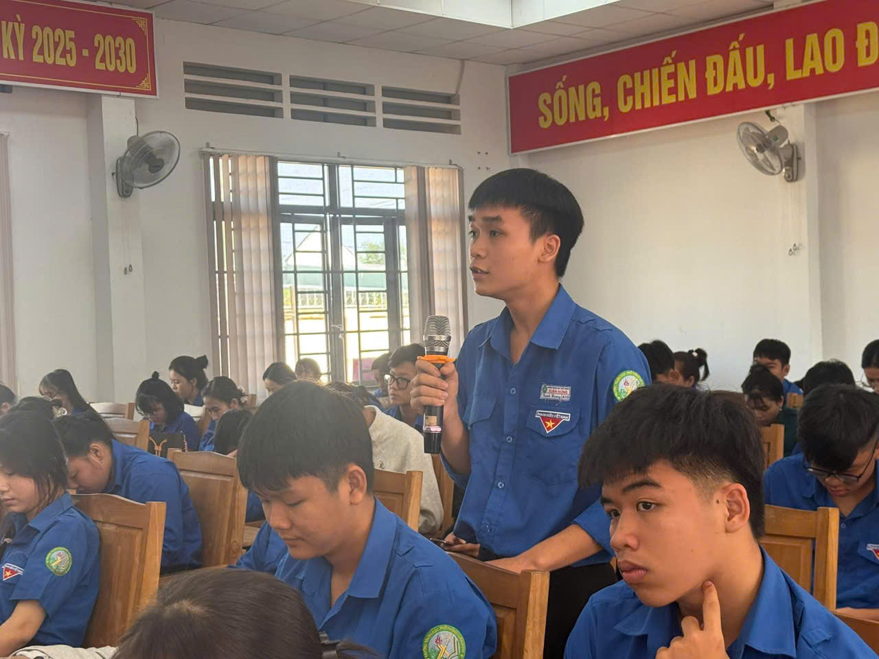 Description: D:\HÌNH ÁNH\1.jpg