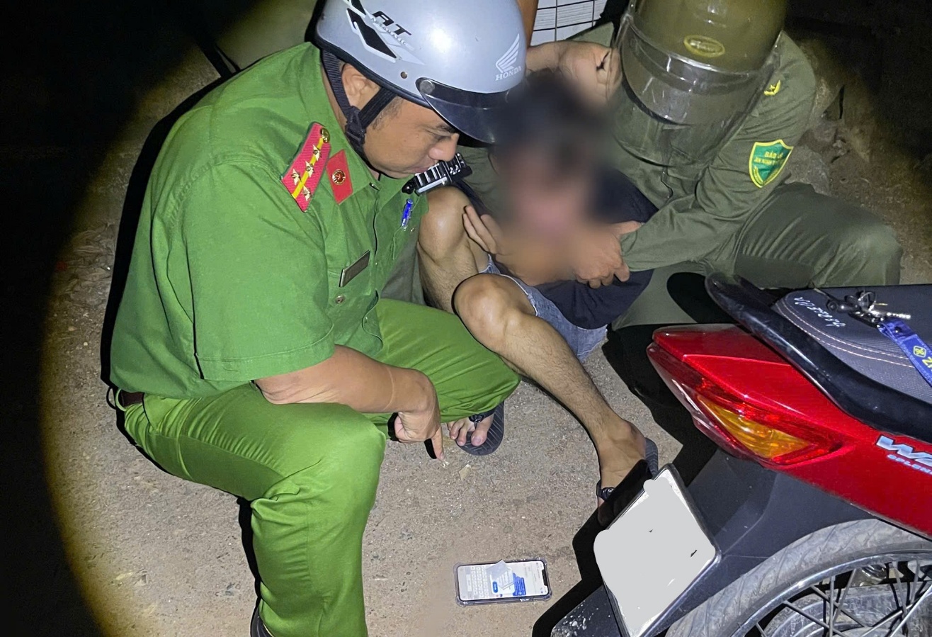 CÔNG AN XÃ XUÂN HÒA  PHÁT HIỆN ĐƯỜNG DÂY MUA BÁN TRÁI PHÉP MA TÚY